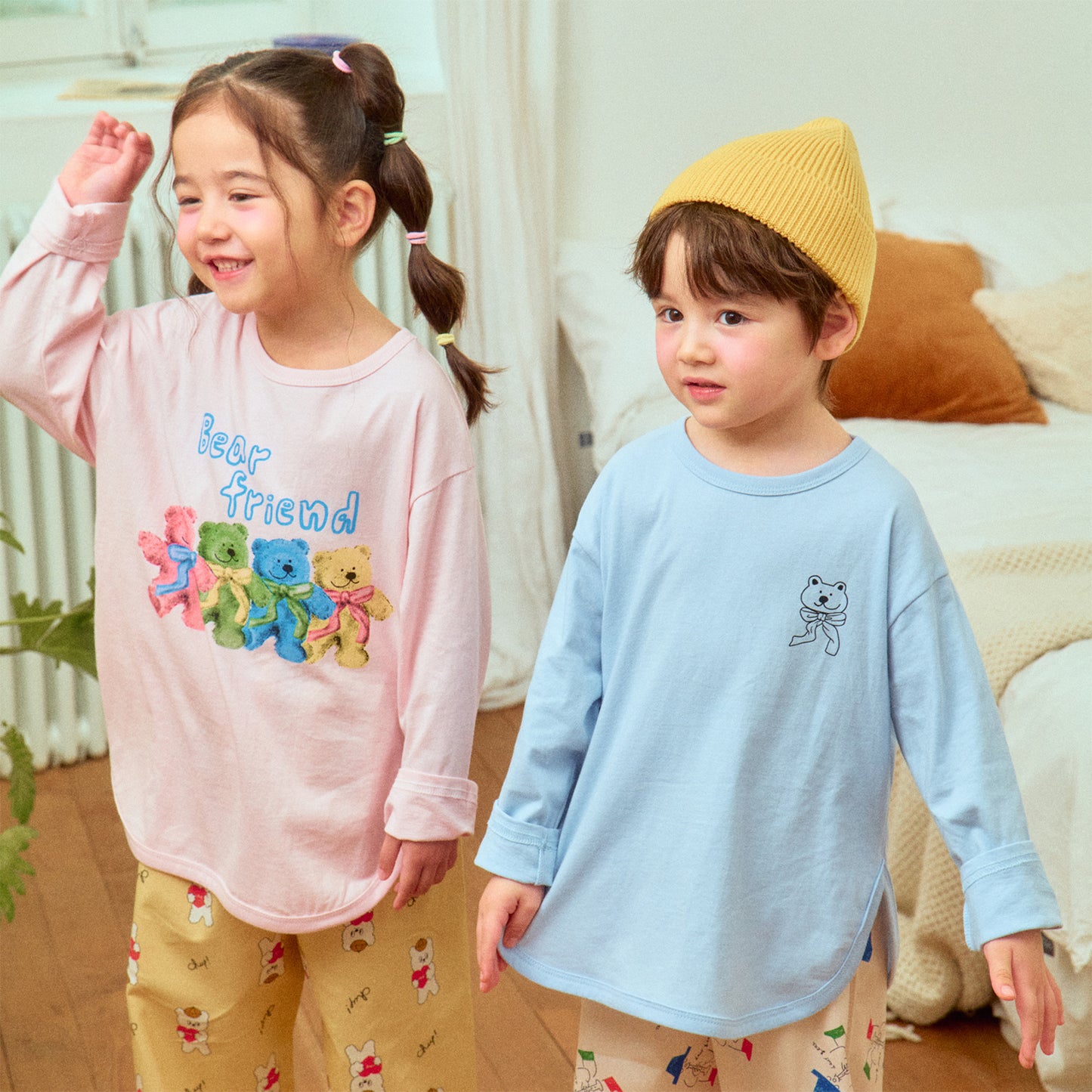 [1ST Blue] Bear Friend Tee