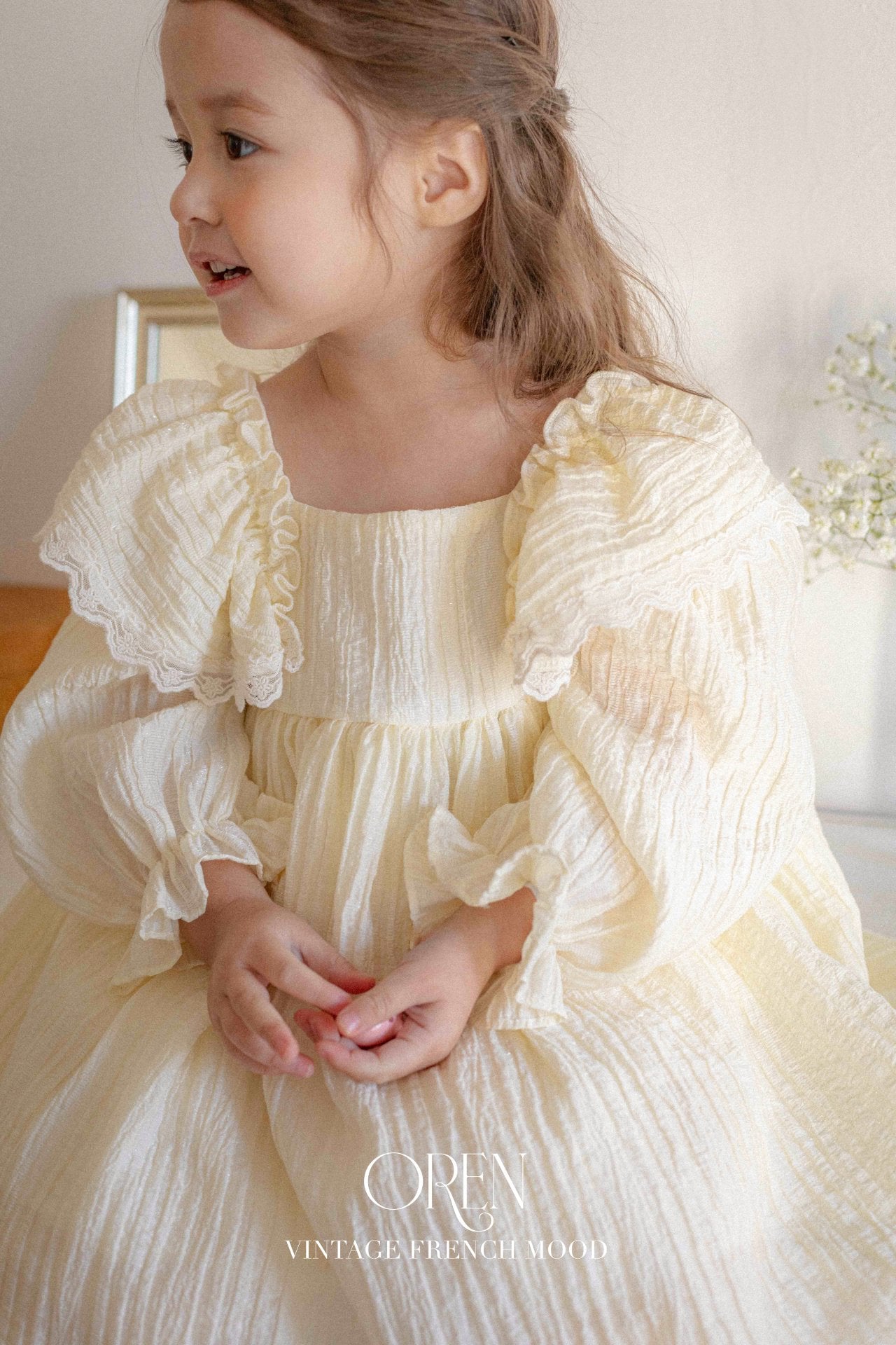 [Hibyebebe] Lily Frill Dress with Commet