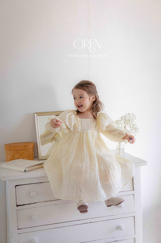 [Hibyebebe] Lily Frill Dress with Commet