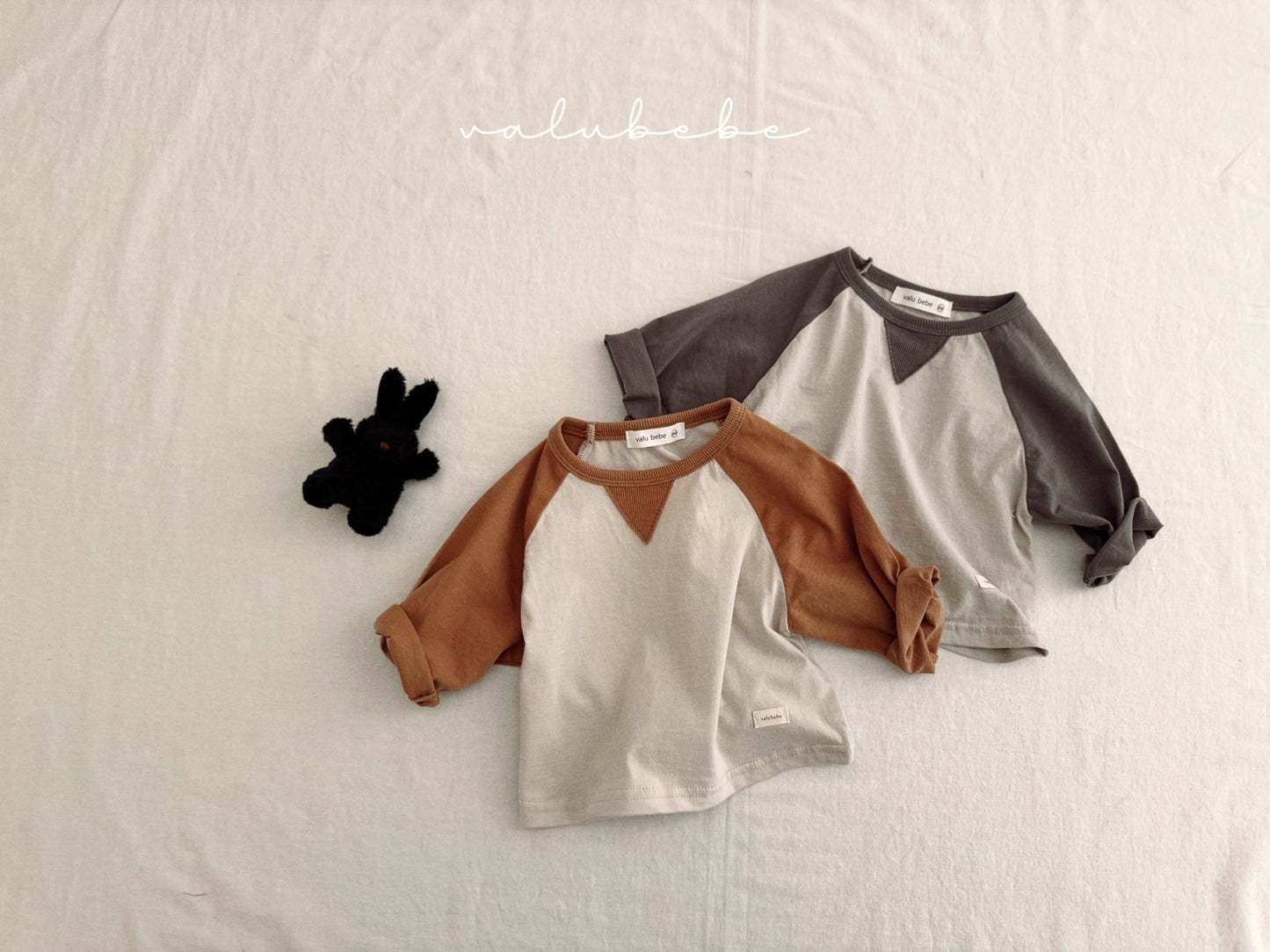[Valubebe] Triangle Long Sleeve Shirt